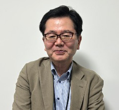 小泉 博嗣